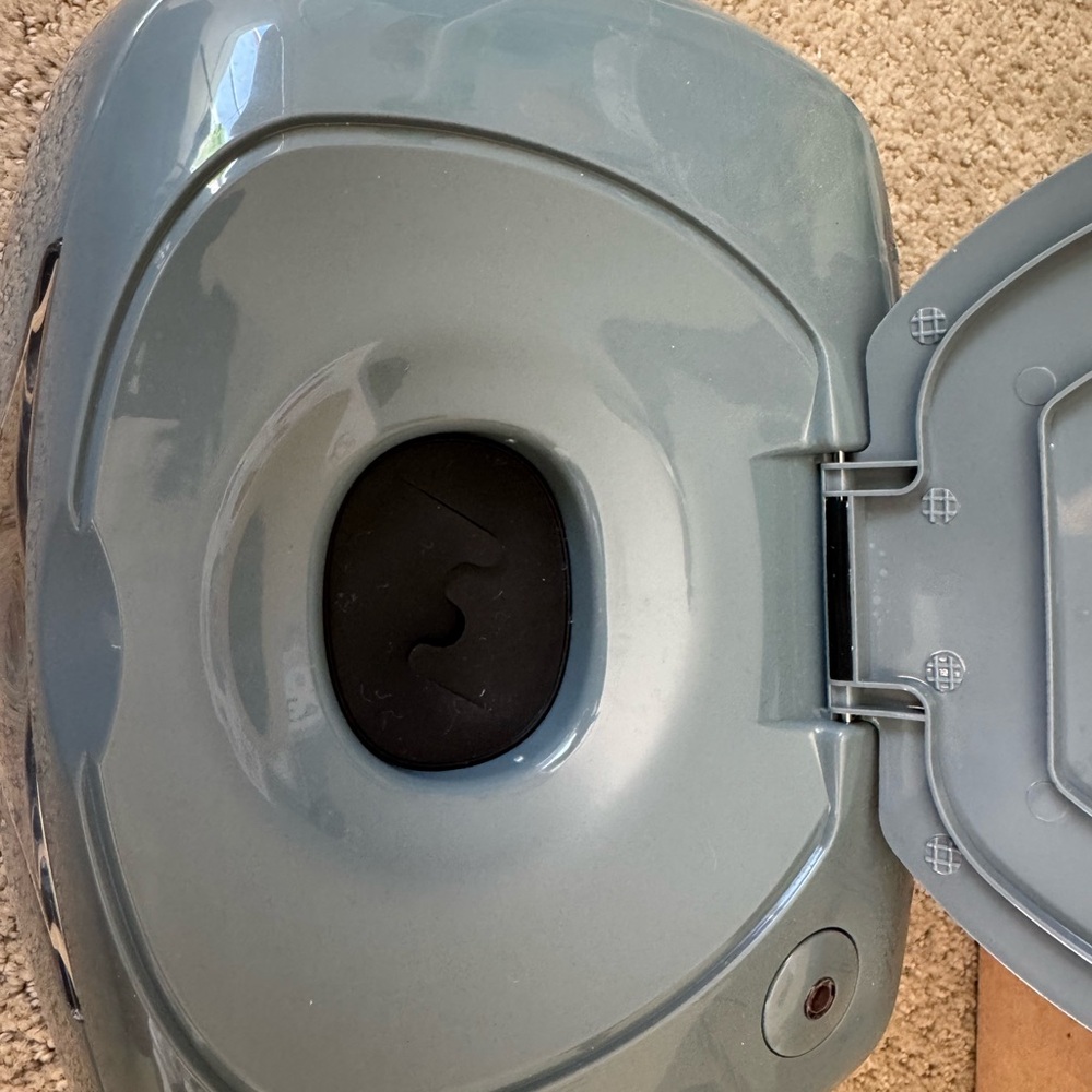 Hiccapop Gray Wipe Warmer with Night Light - Picture 4 of 5